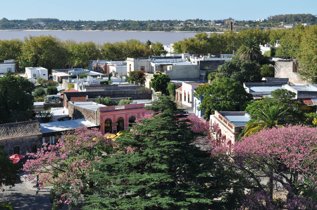 Историческая часть города Колония-дель-Сакраменто. Уругвай.